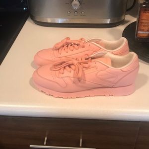 Eww I know tennis shoes never worn